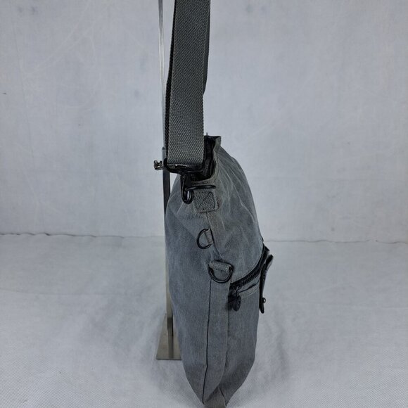 Kipling washing gray buckle crossbody Bag - Lightweight Nylon - Pre-Owned - Picture 4 of 16